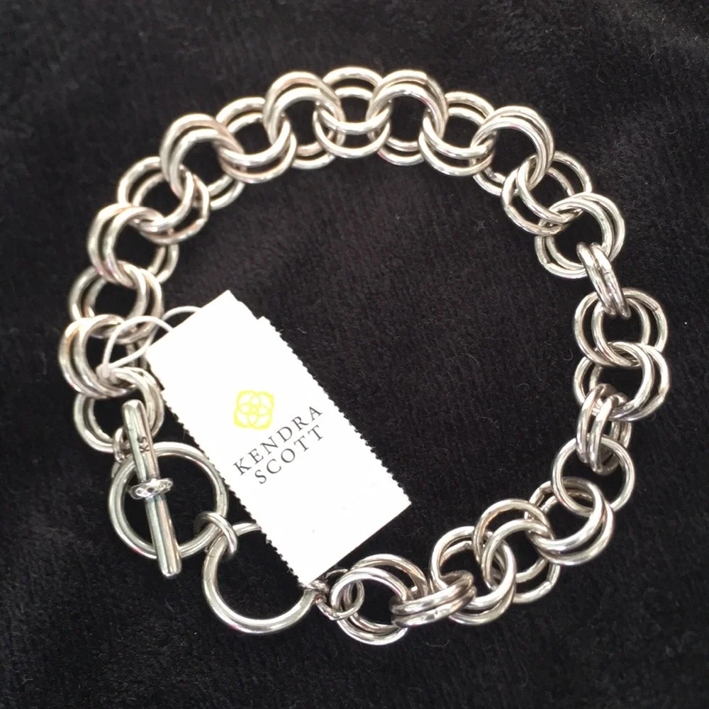 New Kendra Scott Double Link Bracelet with 3 Silver Tone Charm Accessories